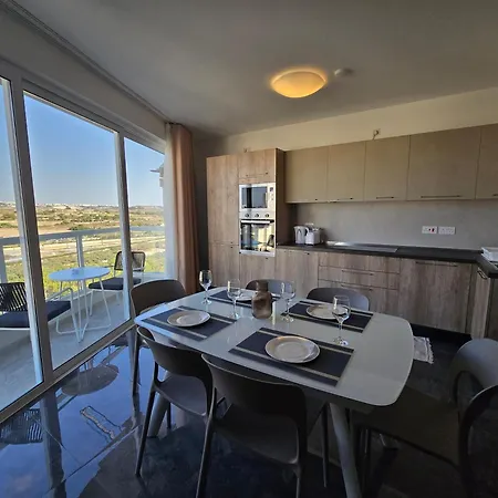 Serenity Suites No 5 *