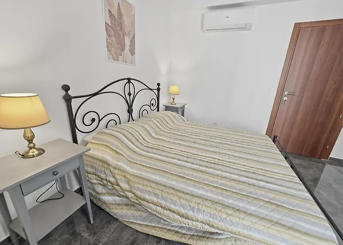 Park Views Terrace 2br 5 * St. Paul's Bay